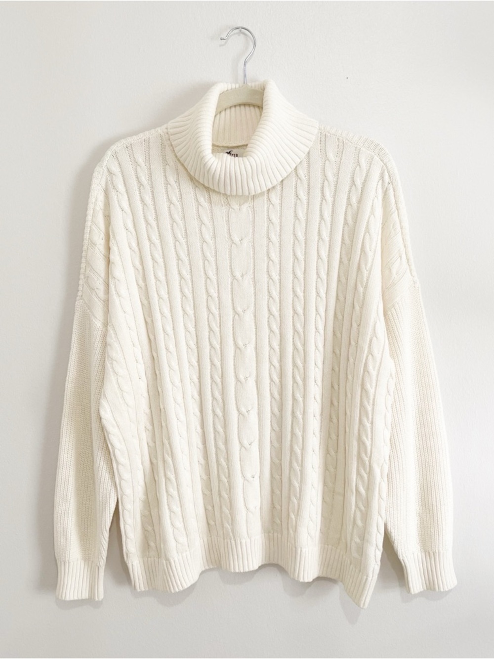 Hollister 100% Cotton Women's Cable Knit Soft Sweater Braided Pattern Size XL